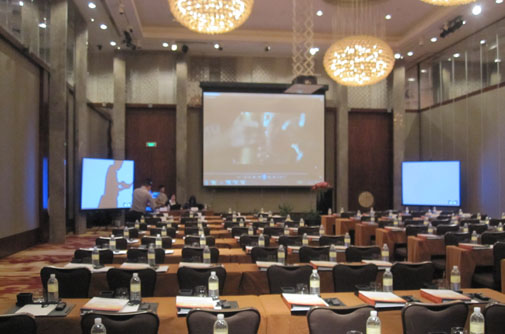 蘇州東方翻譯院，翻譯公司，口譯公司，同傳設(shè)備租賃